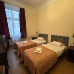 Hostel Viktorija with Private Rooms